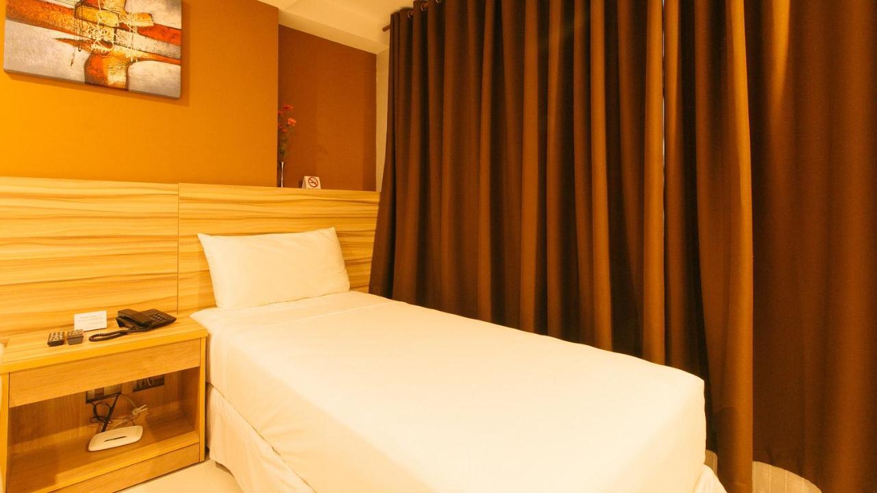 Guijo Suites Makati Makati City Zewnętrze zdjęcie