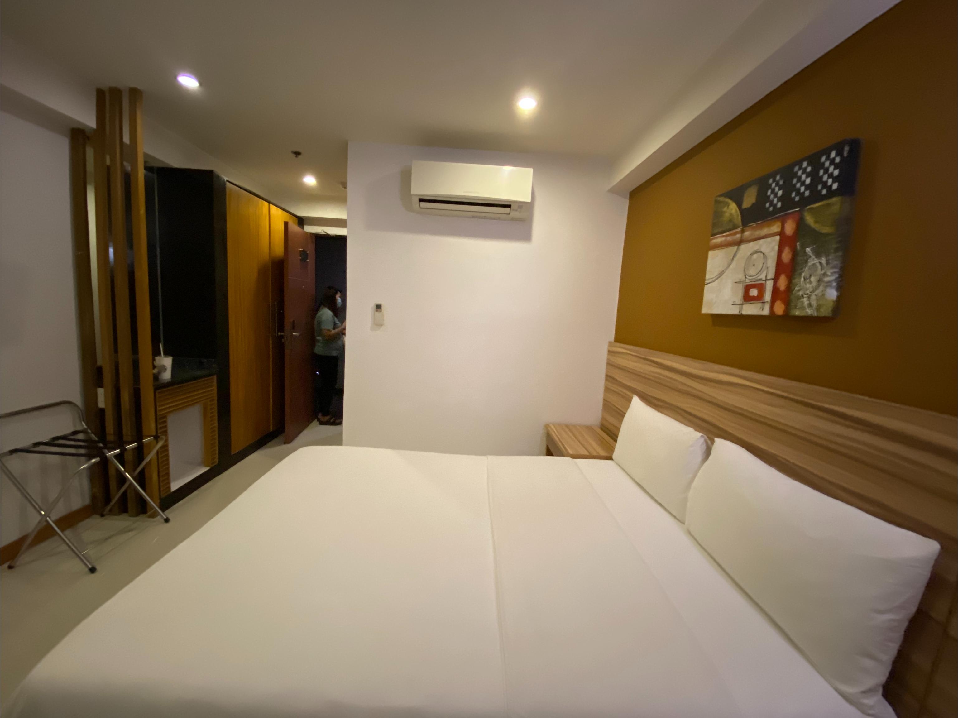 Guijo Suites Makati Makati City Zewnętrze zdjęcie